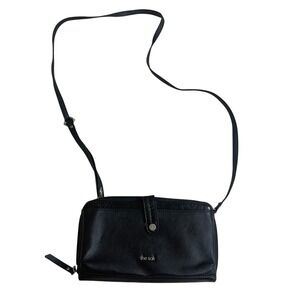 The Sak Iris Black Leather Crossbody Wallet Bag Organizer Clutch Silver Hardware